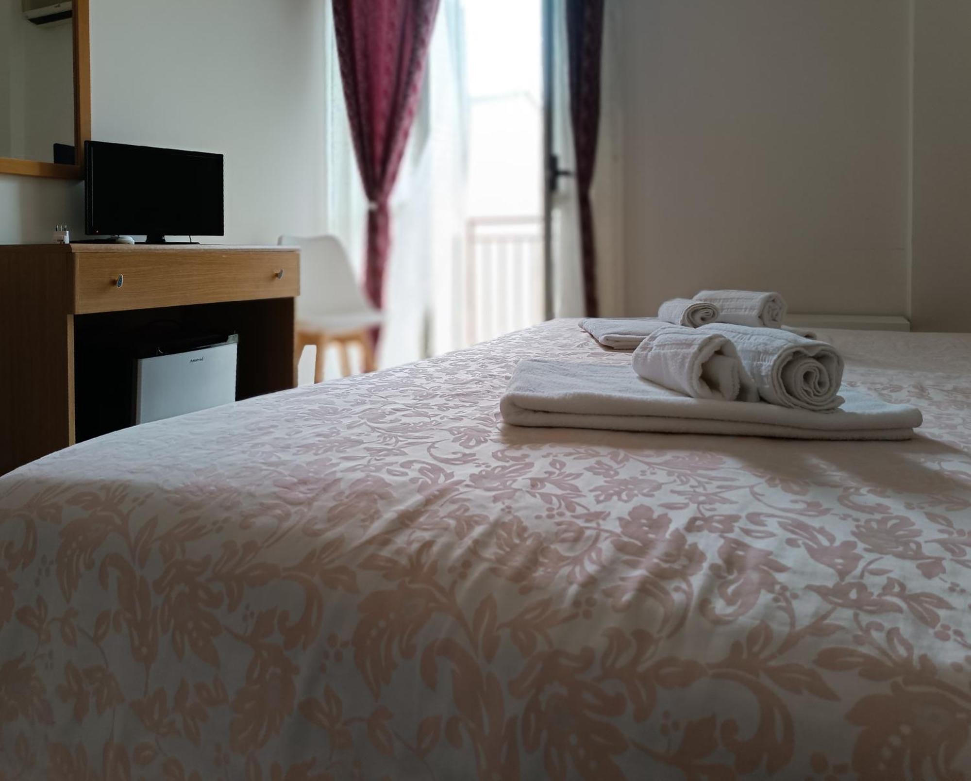 Il Quadrifoglio Hotel Frascineto Ngoại thất bức ảnh